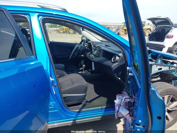 2018 TOYOTA RAV4 XLE — I5