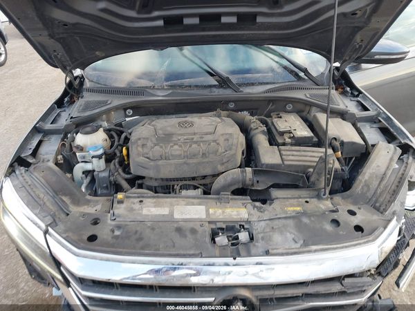 2021 VOLKSWAGEN PASSAT 2.0T SE — I10