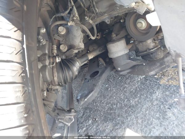 2015 TOYOTA SIENNA SE 8 PASSENGER