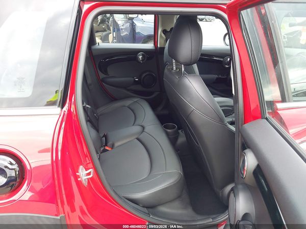 2019 MINI HARDTOP COOPER S — I8