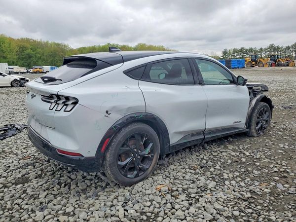 2023 FORD MUSTANG Premium