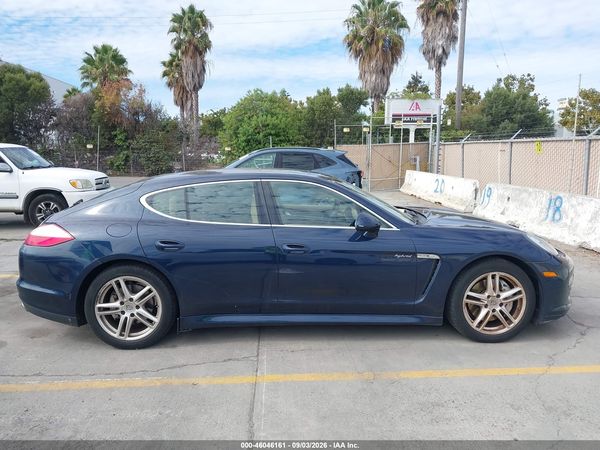 2012 PORSCHE PANAMERA HYBRID S