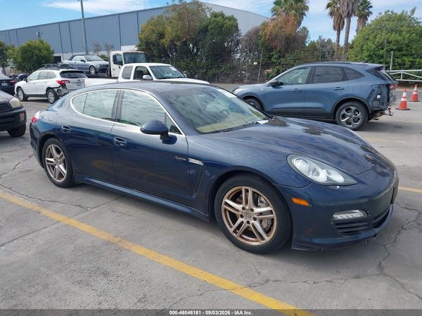 2012 PORSCHE PANAMERA HYBRID S