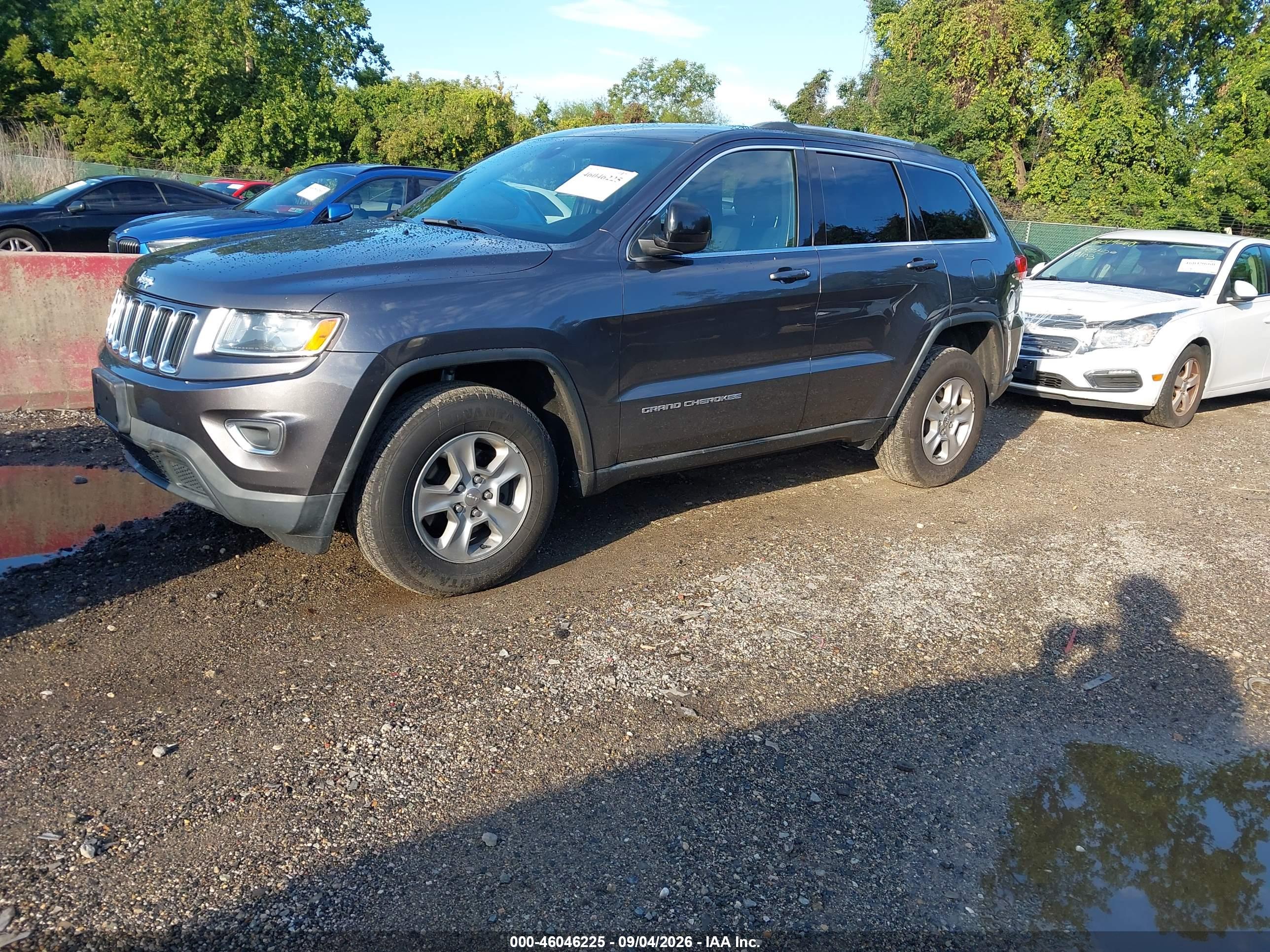 2016 JEEP GRAND CHEROKEE LAREDO — I2