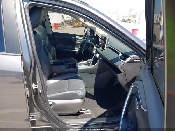 2024 TOYOTA RAV4 XLE PREMIUM — I5