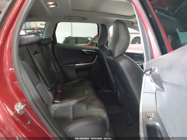 2016 VOLVO XC60 T5 PREMIER