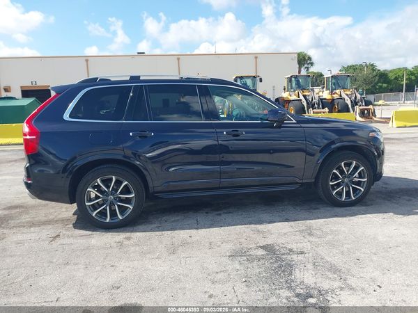 2016 VOLVO XC90 T6 MOMENTUM