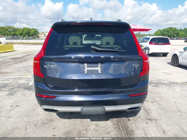 2016 VOLVO XC90 T6 MOMENTUM