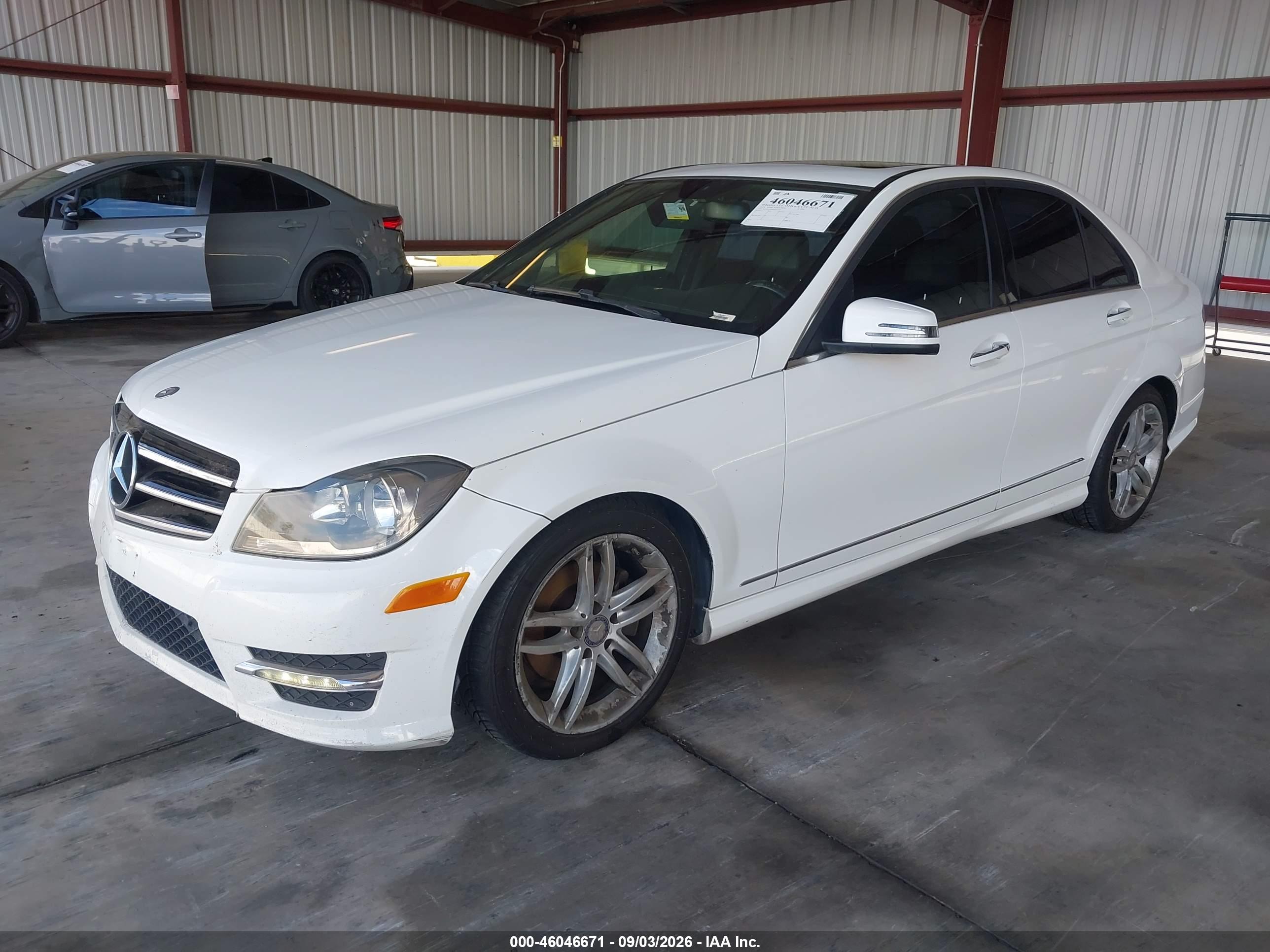 2014 MERCEDES-BENZ C 250 SPORT