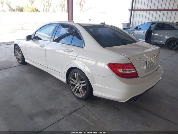 2014 MERCEDES-BENZ C 250 SPORT