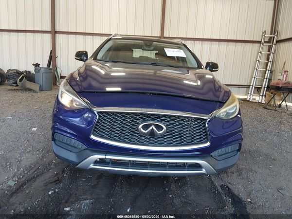 2017 INFINITI QX30 LUXURY