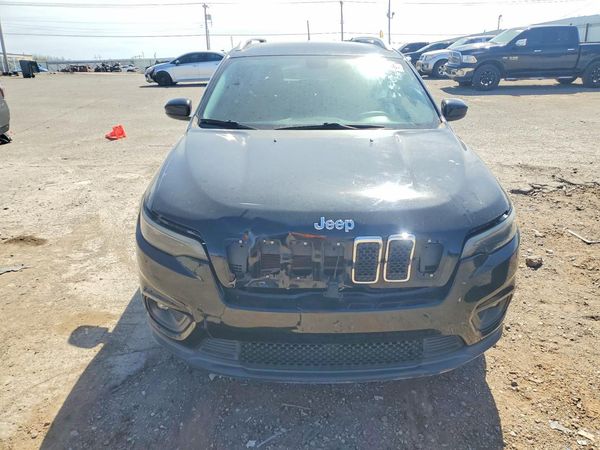 2019 JEEP CHEROKEE LATITUDE FWD