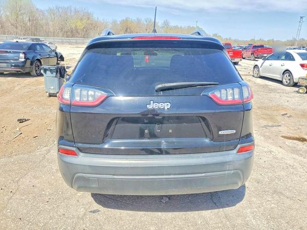 2019 JEEP CHEROKEE LATITUDE FWD