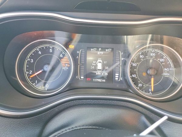 2019 JEEP CHEROKEE LATITUDE FWD