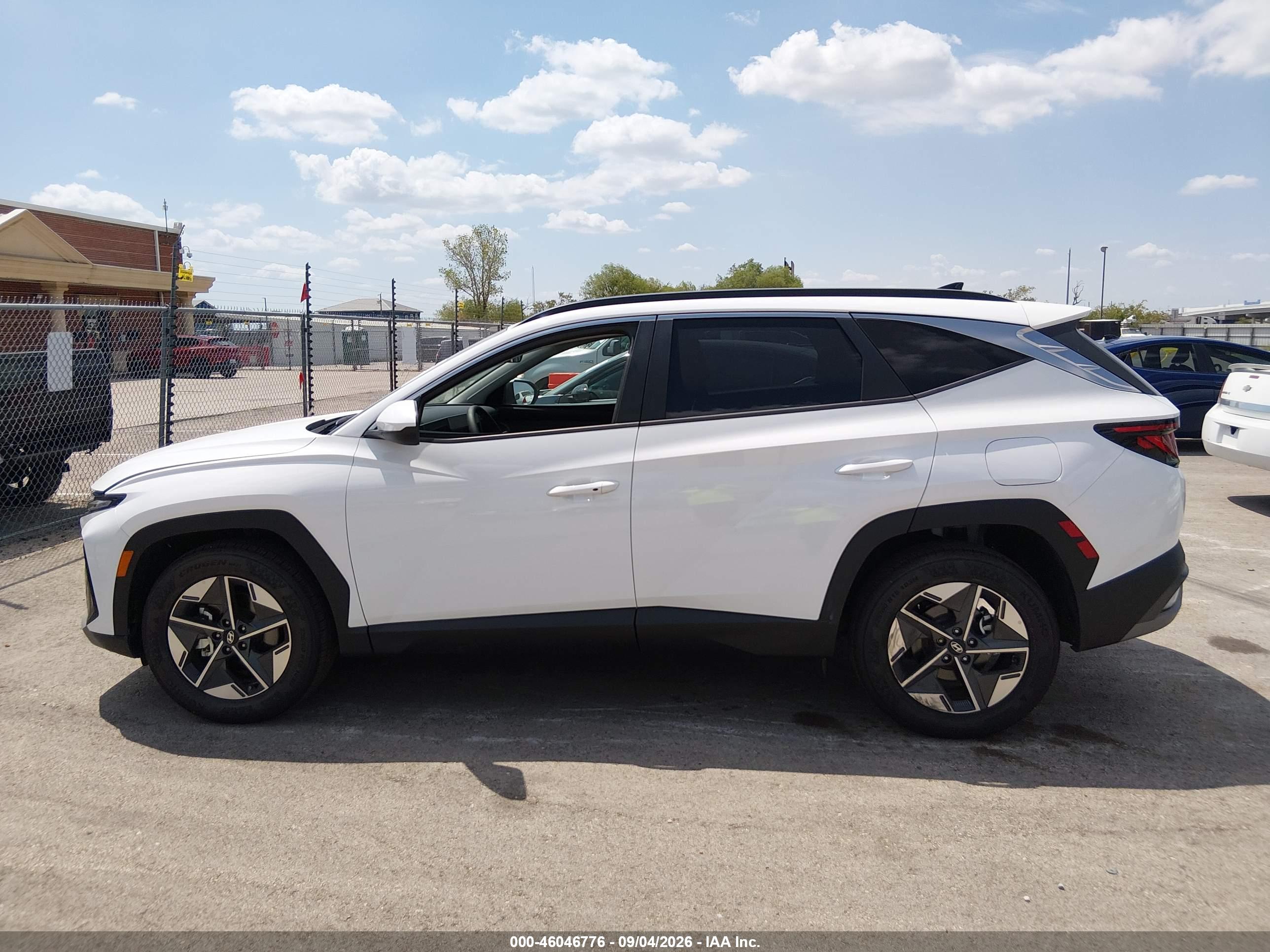 2026 HYUNDAI TUCSON SEL