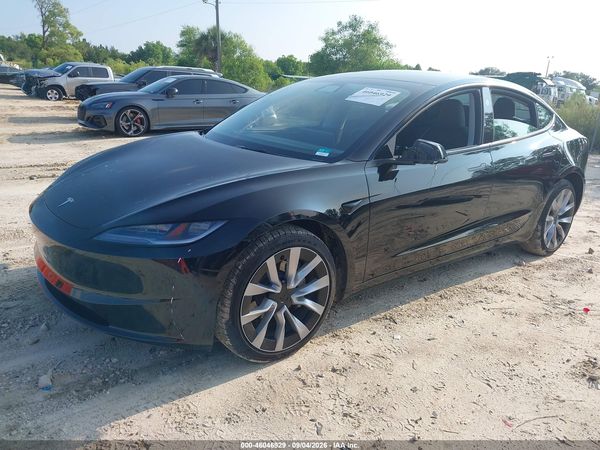 2025 TESLA MODEL 3 — I2