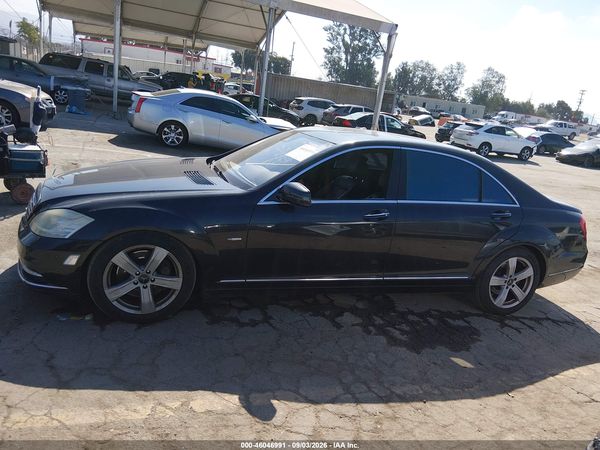 2012 MERCEDES-BENZ S 550