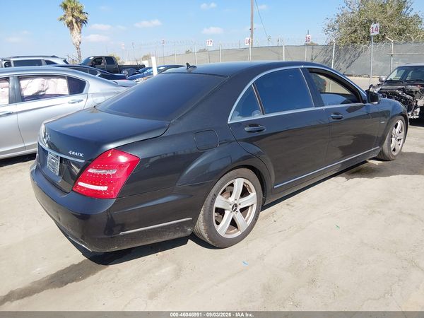2012 MERCEDES-BENZ S 550 4MATIC
