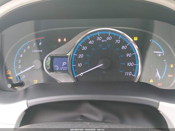 2014 TOYOTA SIENNA XLE V6 8 PASSENGER — I7