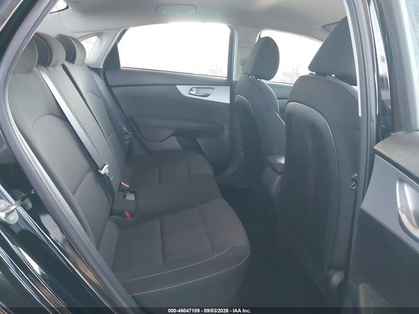 2024 KIA FORTE LXS — I8