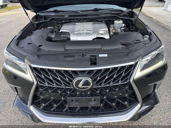 2020 LEXUS LX 570 THREE-ROW — I10