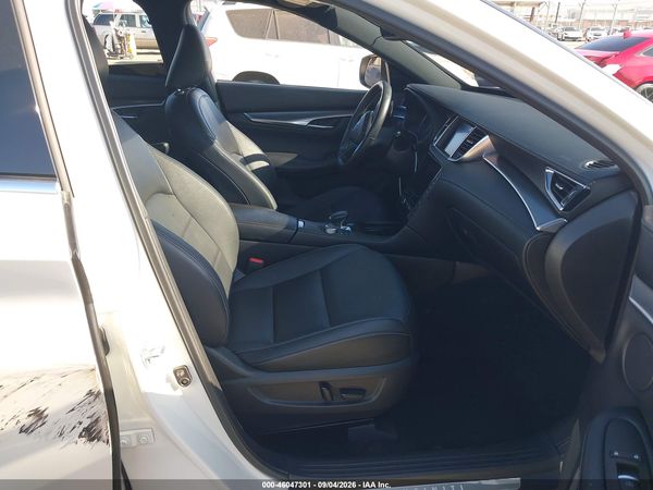 2022 INFINITI QX55 LUXE AWD — I5
