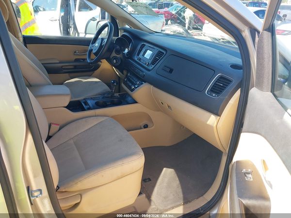 2016 KIA SEDONA LX — I5