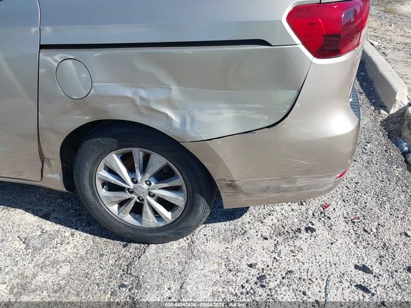 2016 KIA SEDONA LX — I6