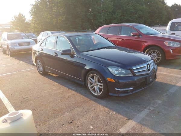 2012 MERCEDES-BENZ C 300