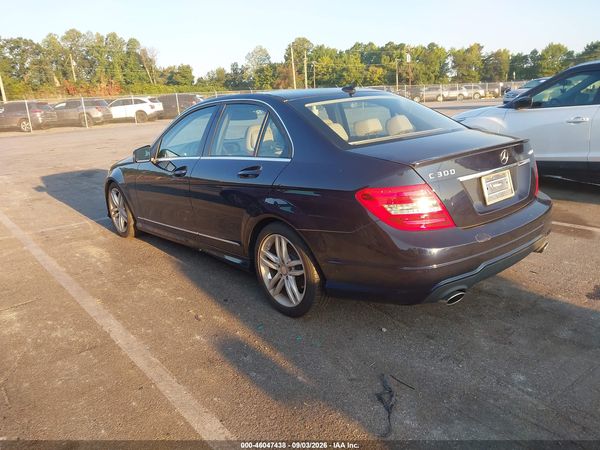 2012 MERCEDES-BENZ C 300
