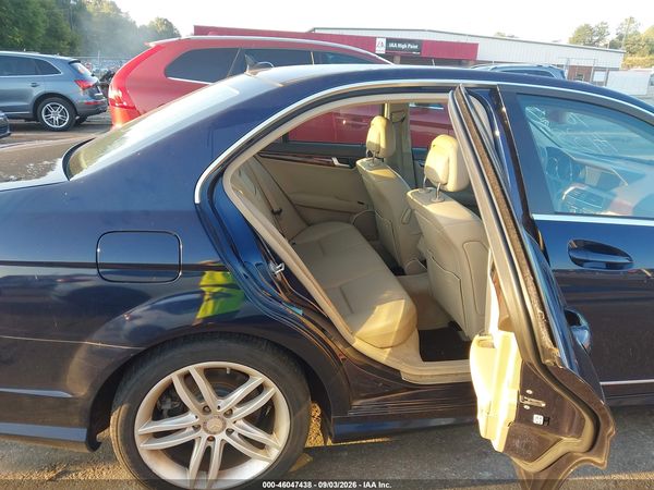 2012 MERCEDES-BENZ C 300
