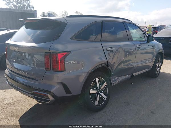 2022 KIA SORENTO S — I4