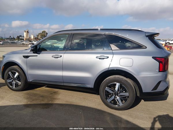 2022 KIA SORENTO S — I117
