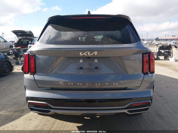 2022 KIA SORENTO S — I119