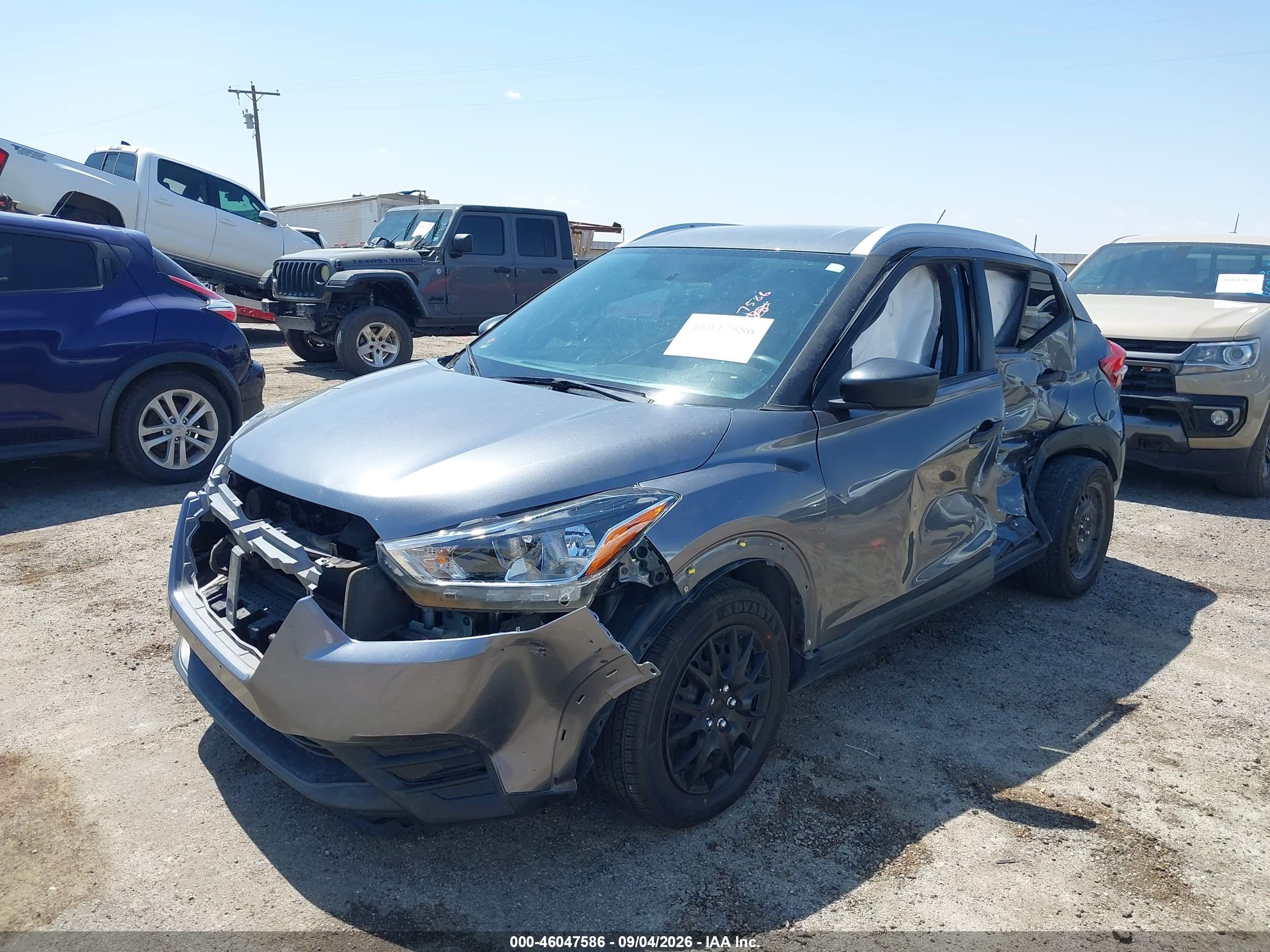 2019 NISSAN KICKS S — I2