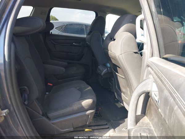2014 CHEVROLET TRAVERSE 1LT — I8