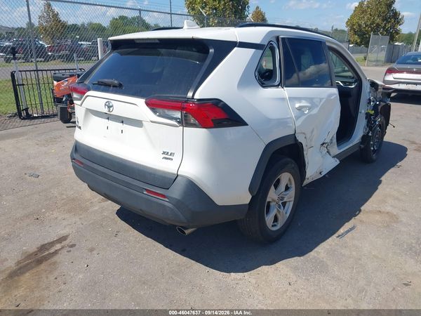 2021 TOYOTA RAV4 XLE — I4