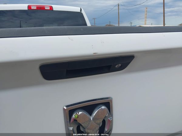 2016 RAM 1500 TRADESMAN — I71