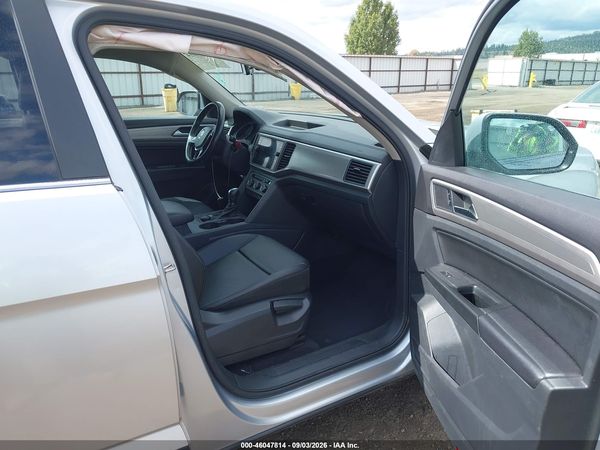 2018 VOLKSWAGEN ATLAS 3.6L V6 SE — I5
