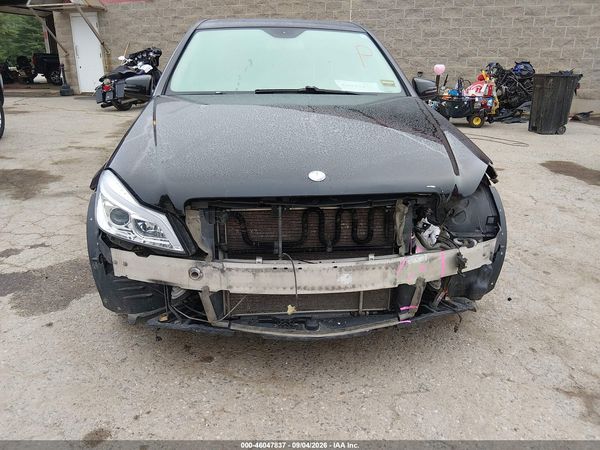 2013 MERCEDES-BENZ C 300 SPORT 4MATIC — I152