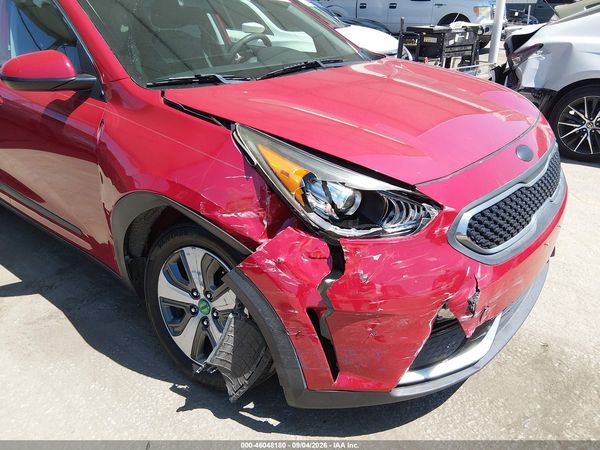 2018 KIA NIRO LX