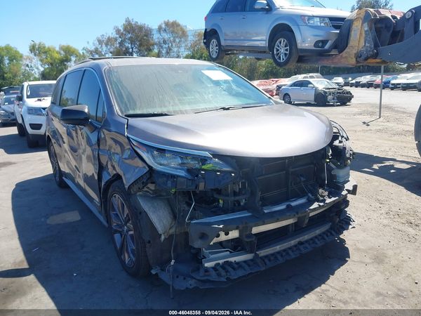 2021 TOYOTA SIENNA XSE — I6