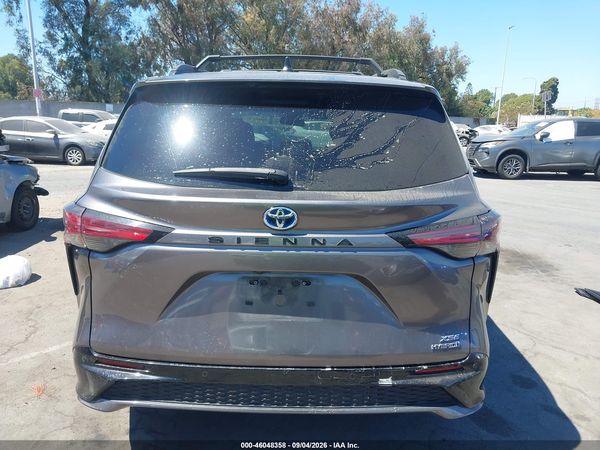 2021 TOYOTA SIENNA XSE — I119