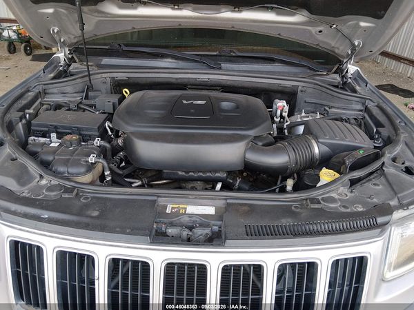 2016 JEEP GRAND CHEROKEE LAREDO — I10