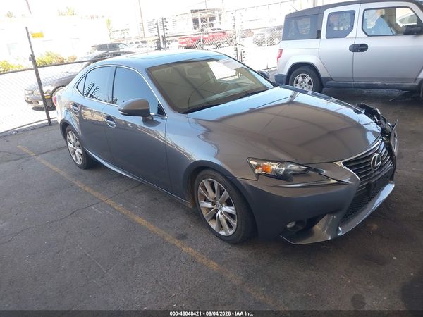 2016 LEXUS IS 200T