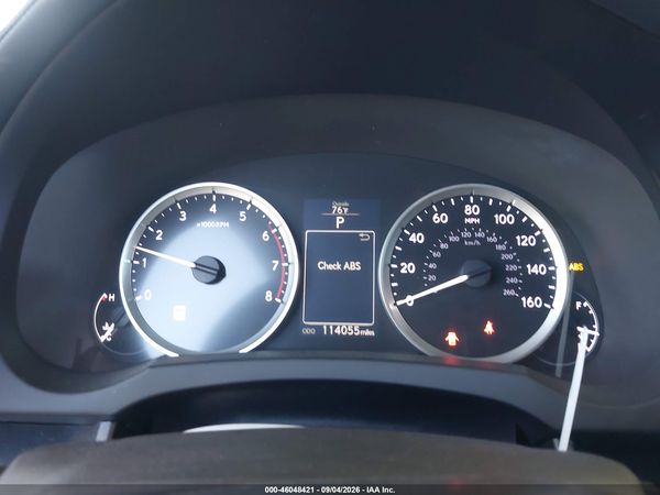 2016 LEXUS IS 200T