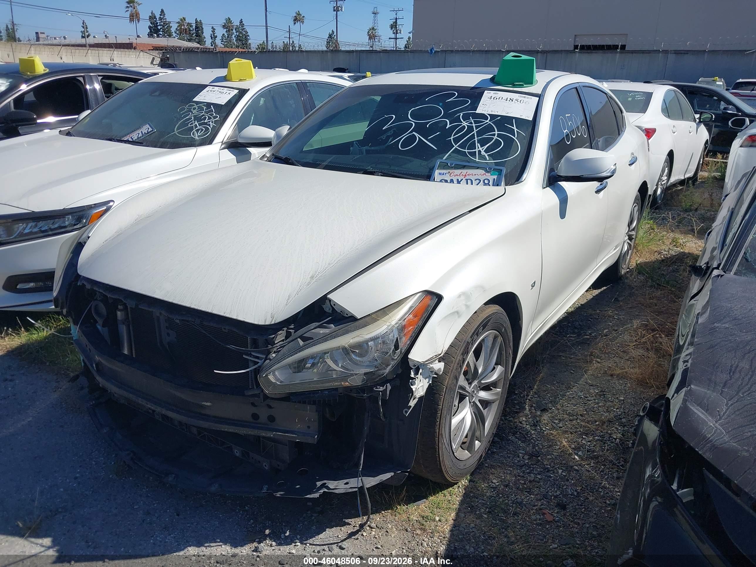 2016 INFINITI Q70 3.7 — I2