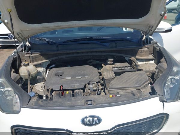 2019 KIA SPORTAGE EX — I10