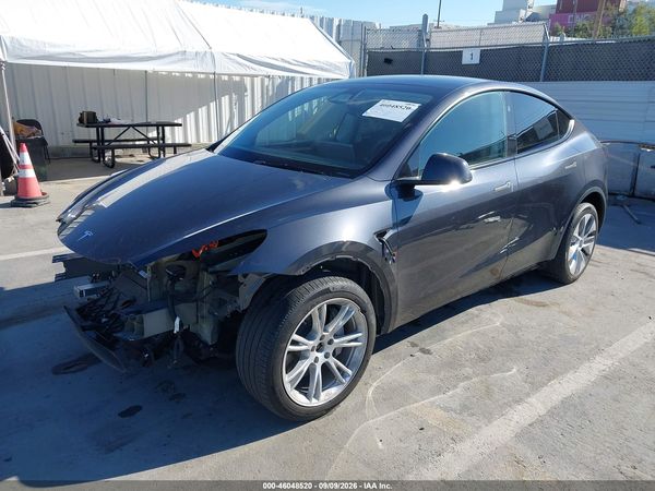2024 TESLA MODEL Y — I2