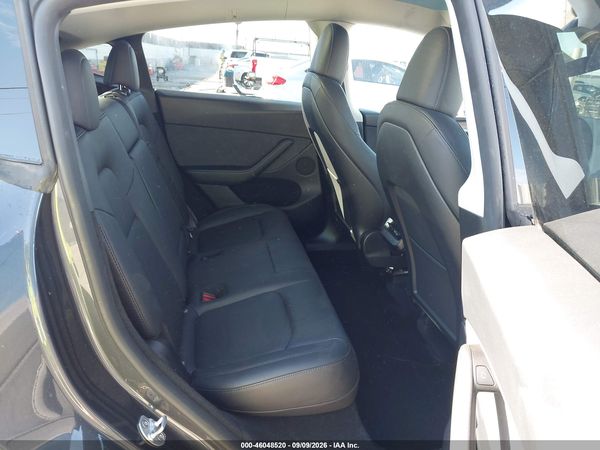 2024 TESLA MODEL Y — I8